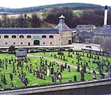 ...der Friedhof neben Glenrothes Distillery